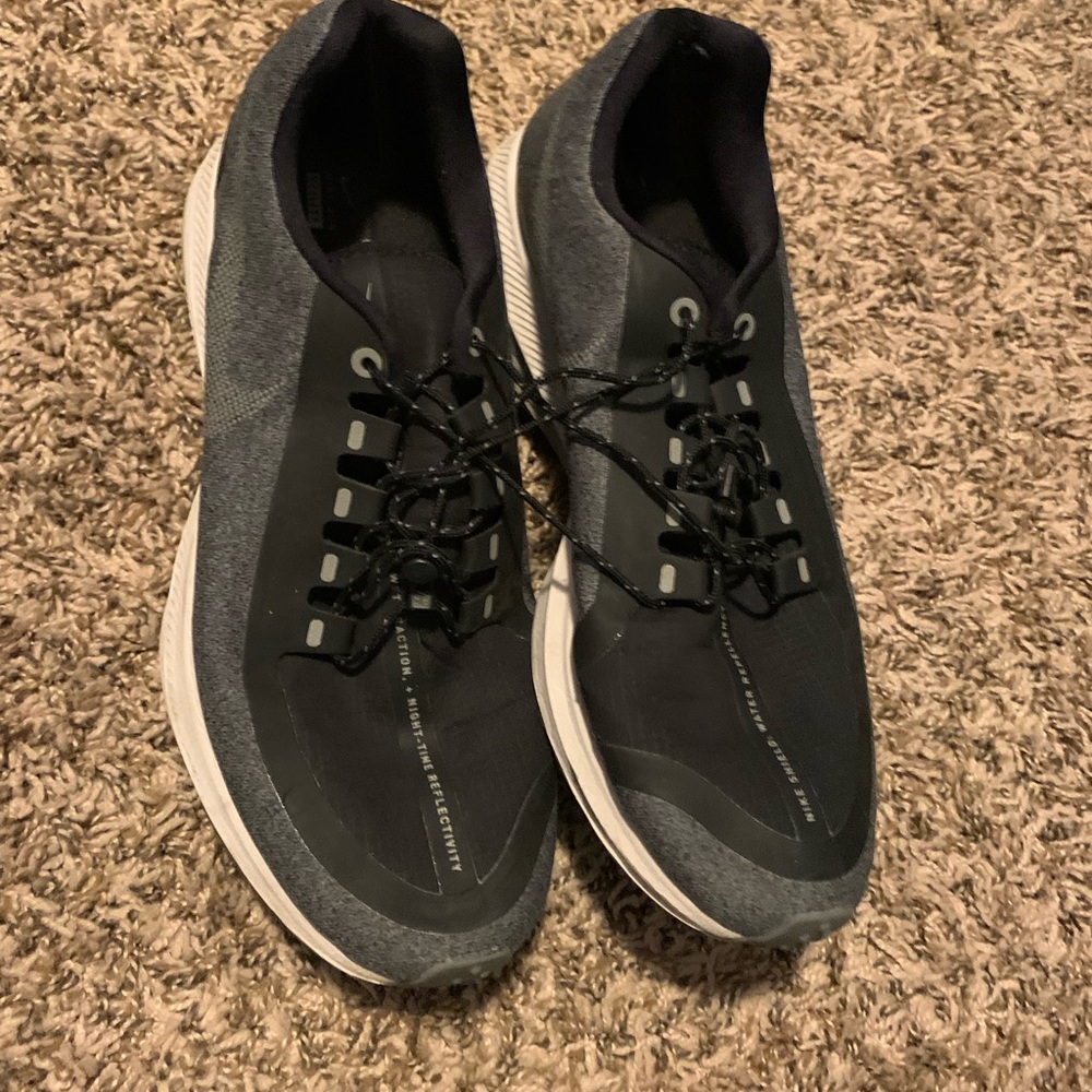Nike running shoes size 9